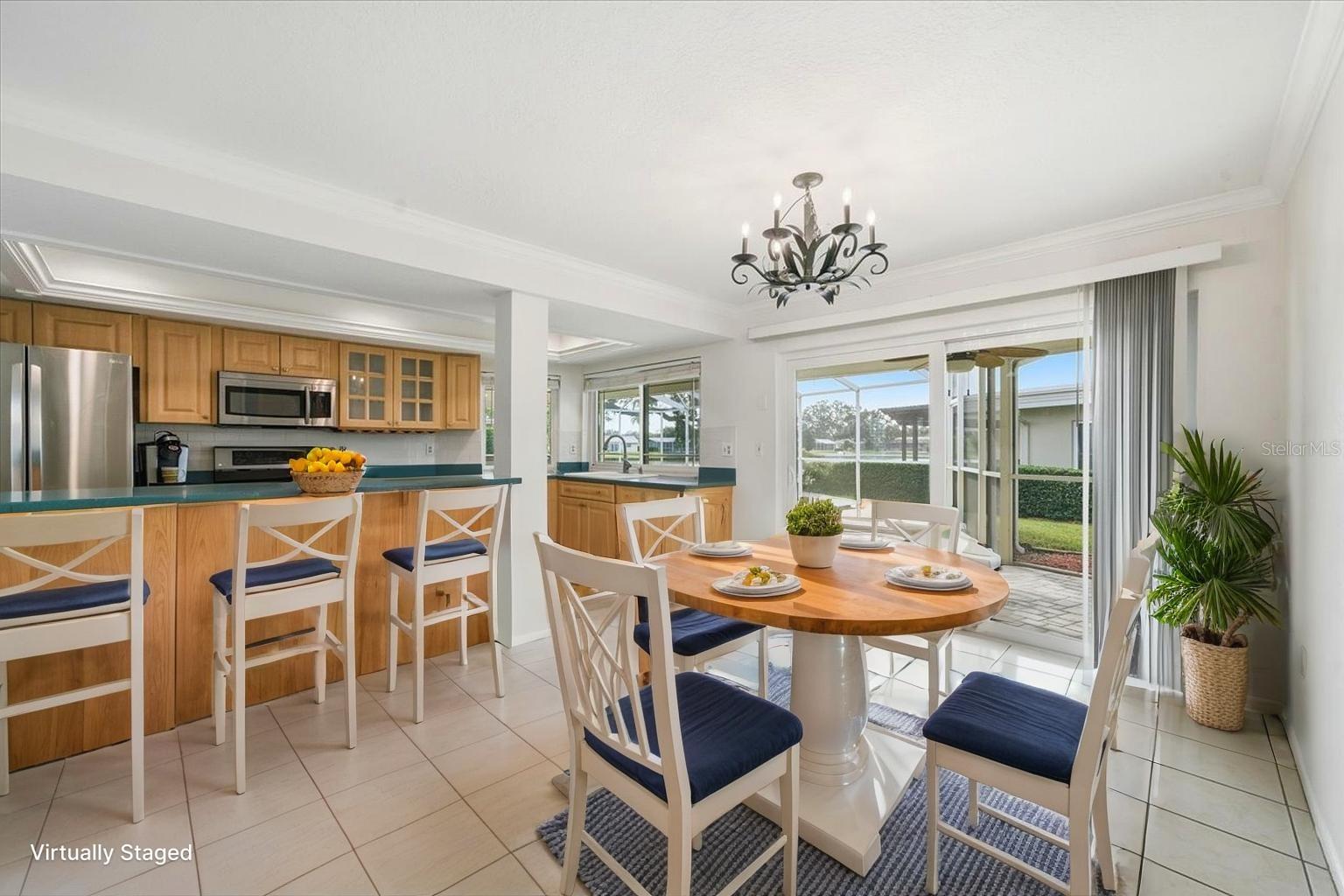 HILLCREST MANOR 1ST ADD - Residential