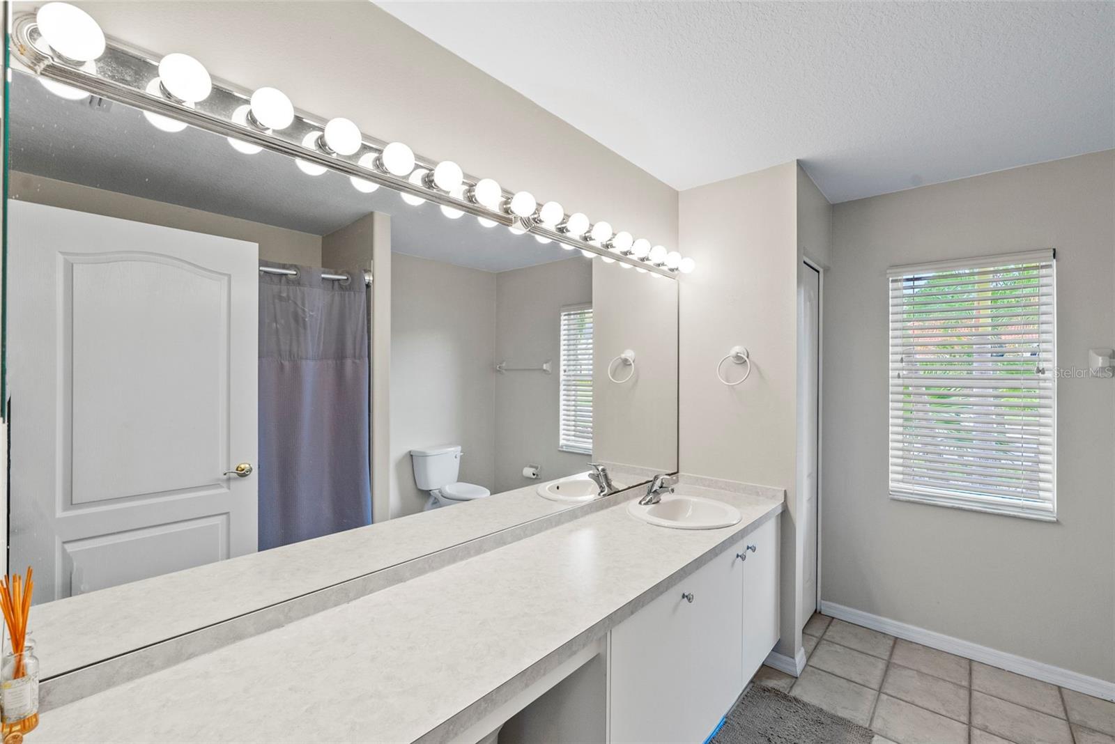 MYRTLE POINT - Residential