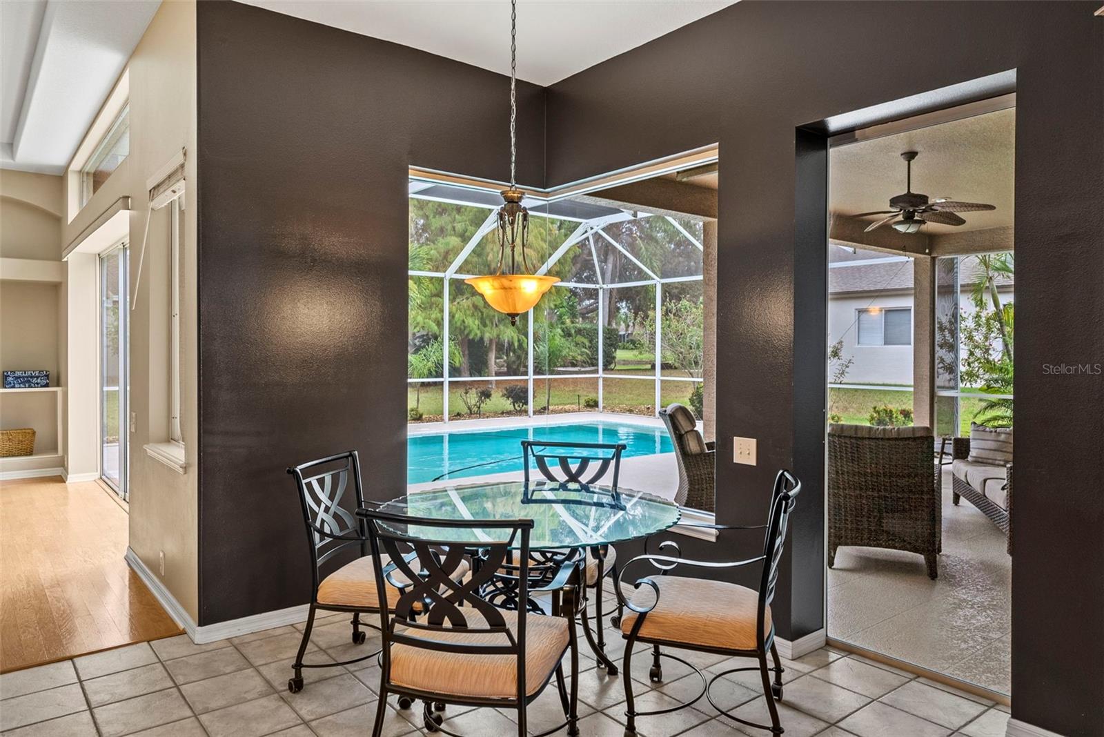 MYRTLE POINT - Residential