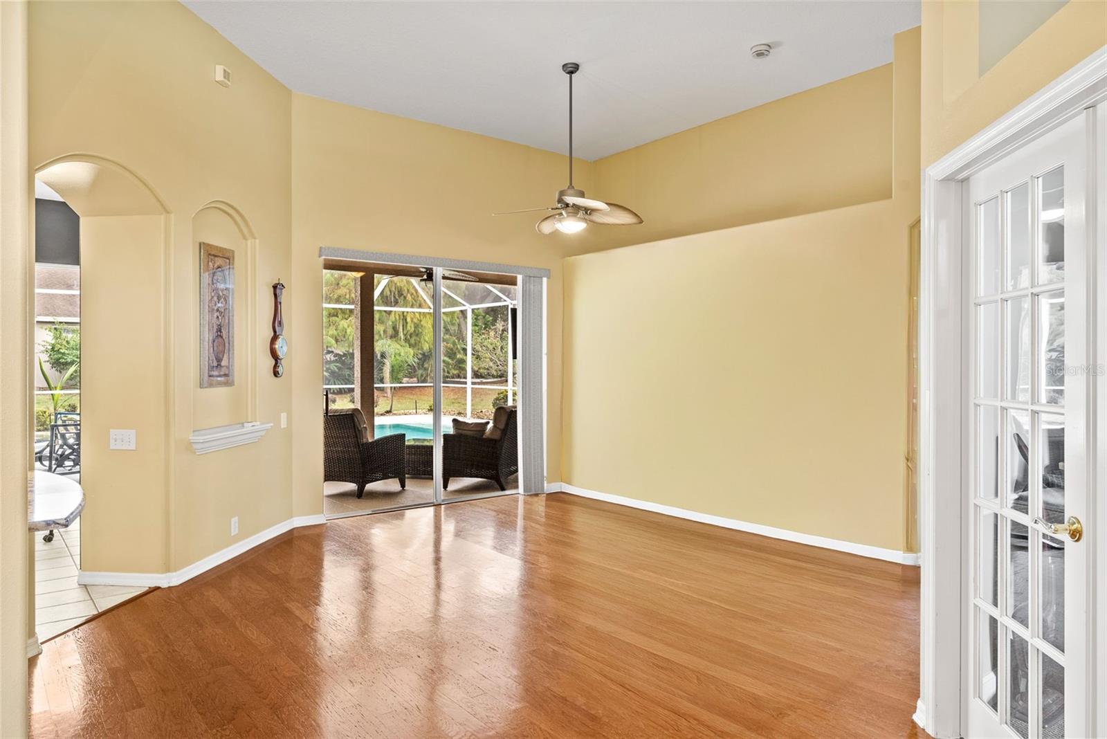 MYRTLE POINT - Residential