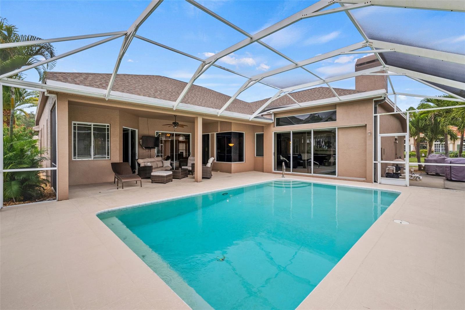 MYRTLE POINT - Residential