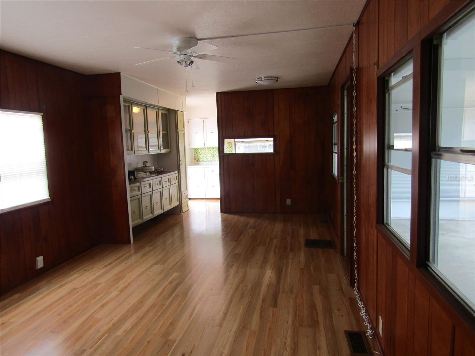 VENICE ISLE - Residential Lease