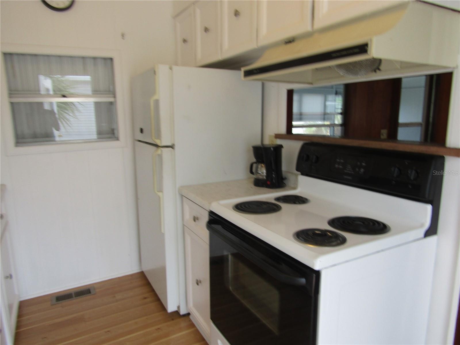 VENICE ISLE - Residential Lease