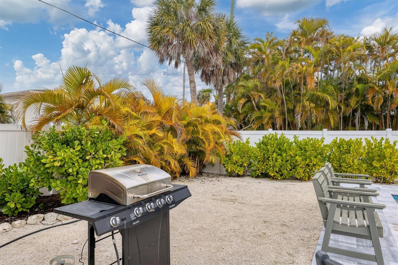 LUANA ISLES - Residential