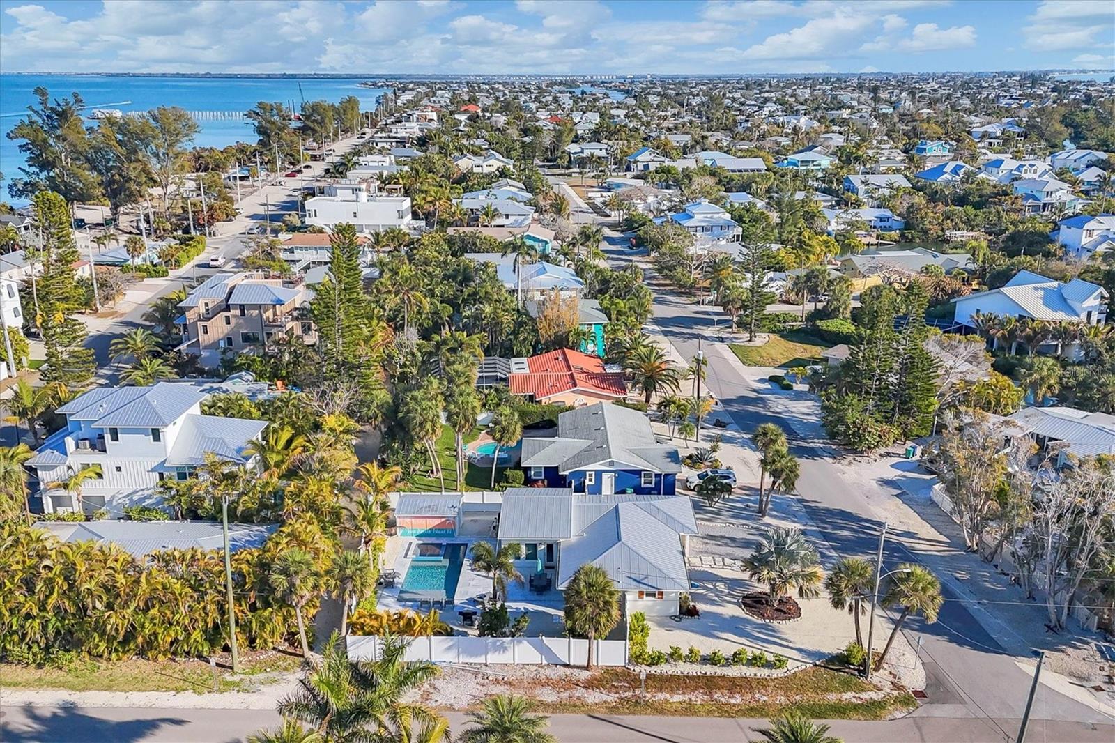 LUANA ISLES - Residential