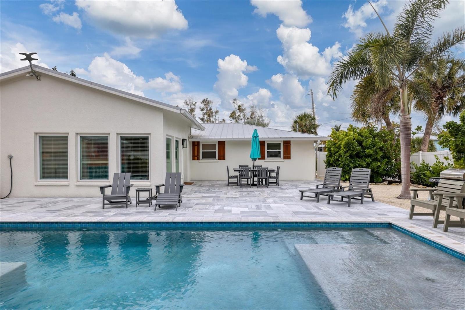 LUANA ISLES - Residential