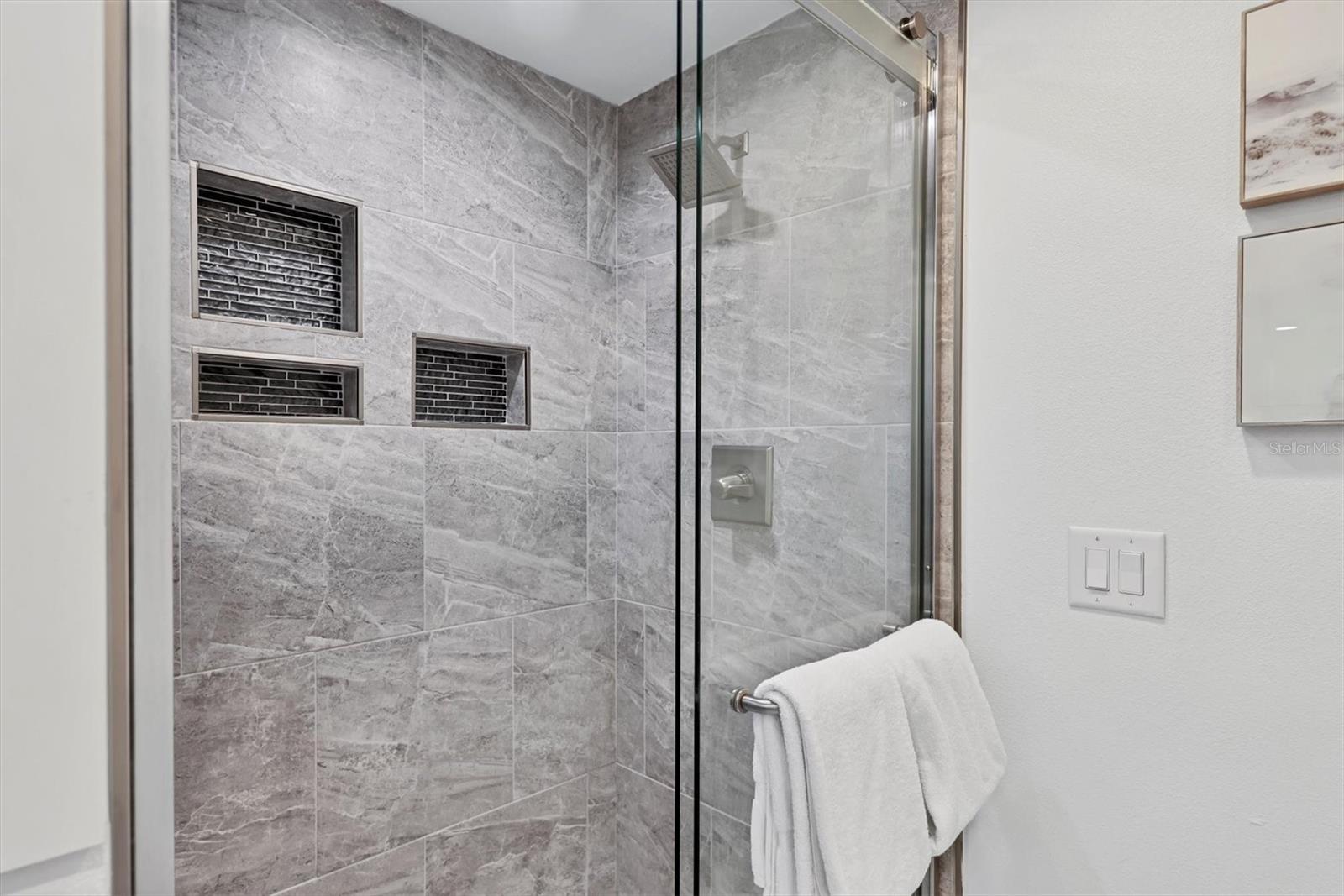 LUANA ISLES - Residential