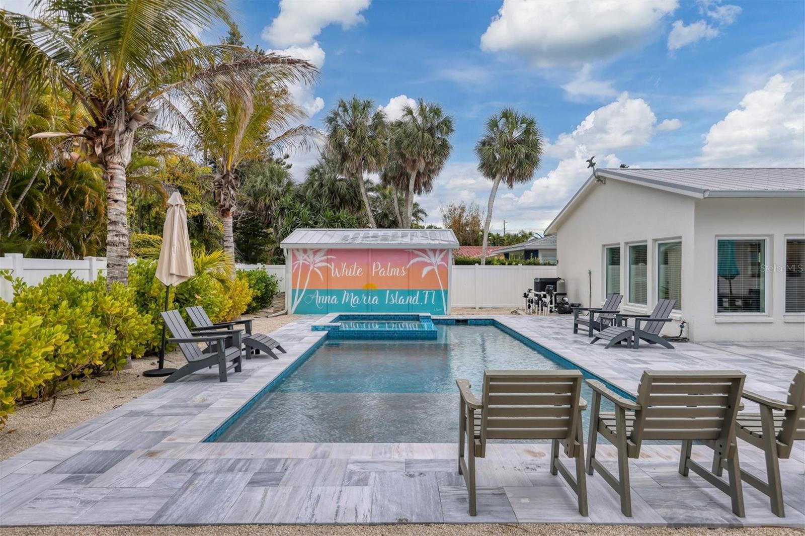 LUANA ISLES - Residential