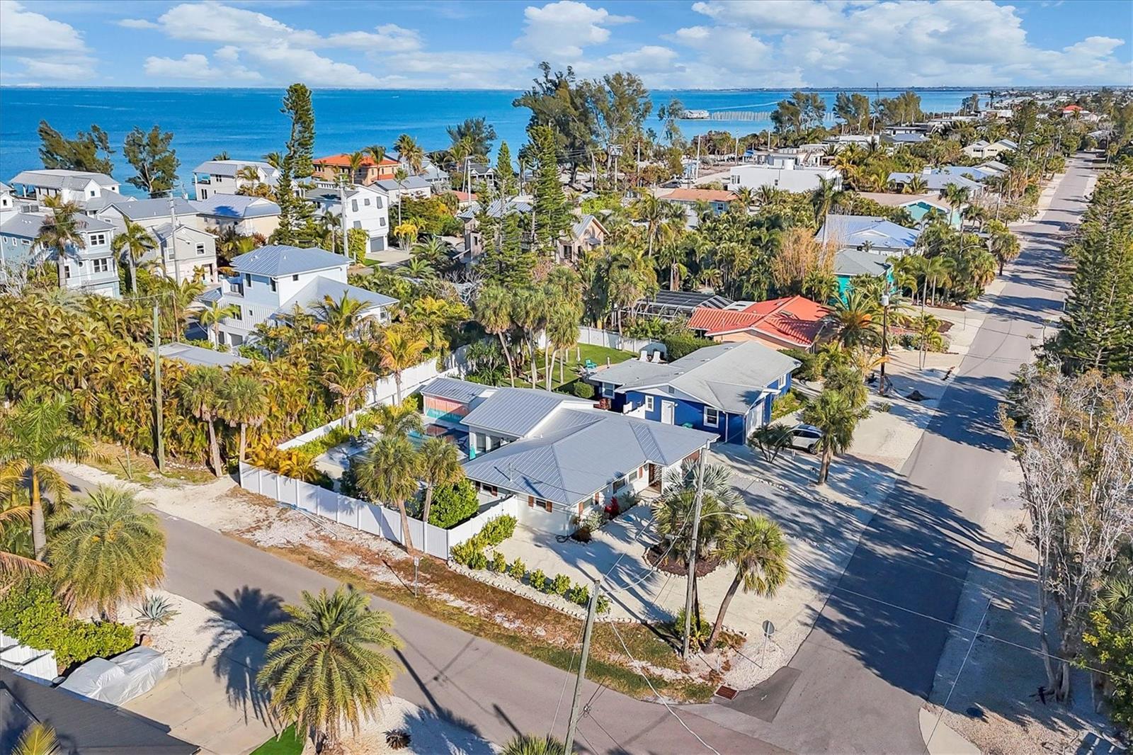 LUANA ISLES - Residential