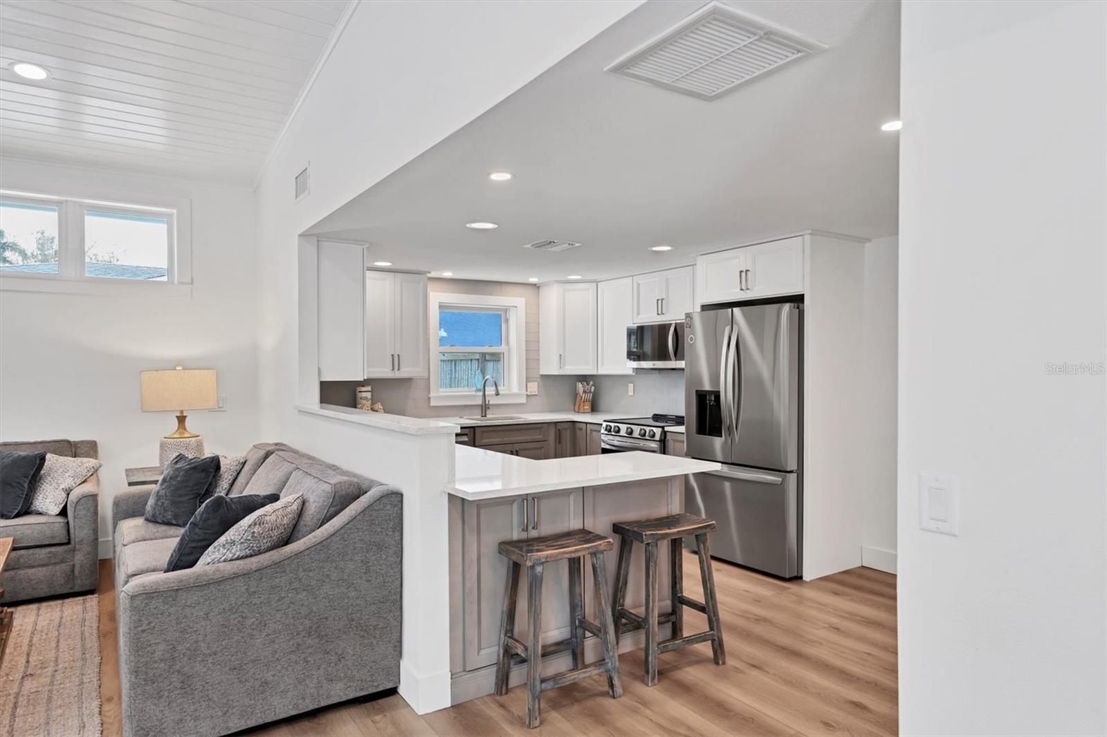 LUANA ISLES - Residential