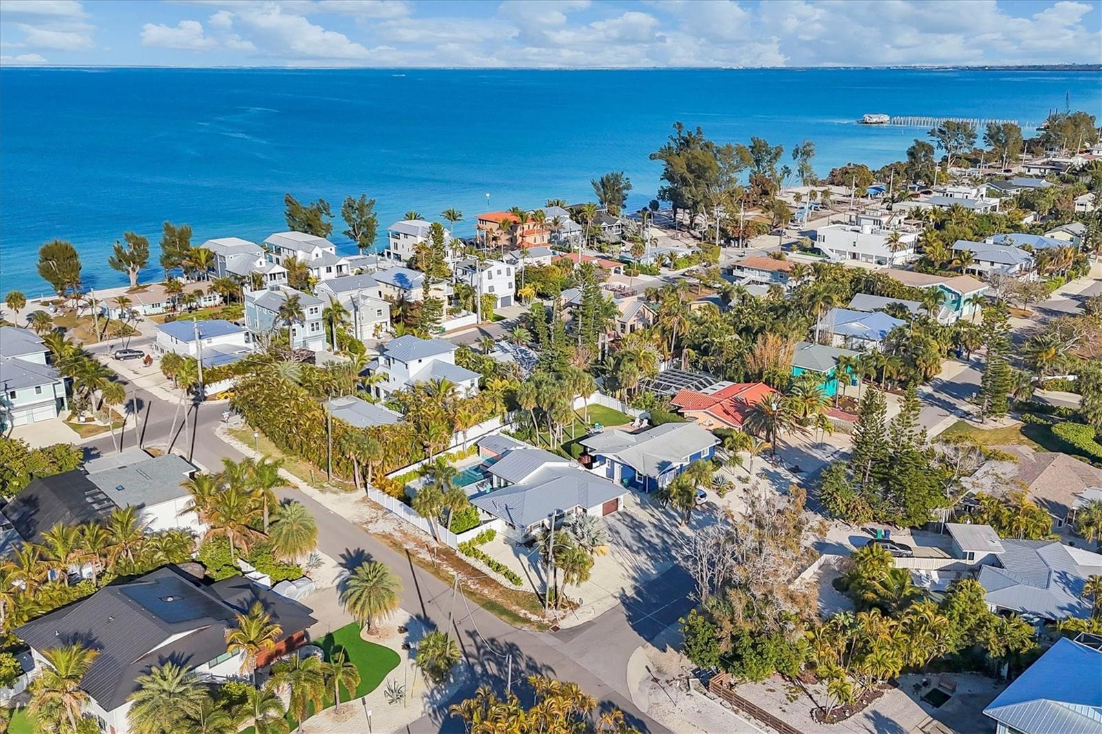 LUANA ISLES - Residential