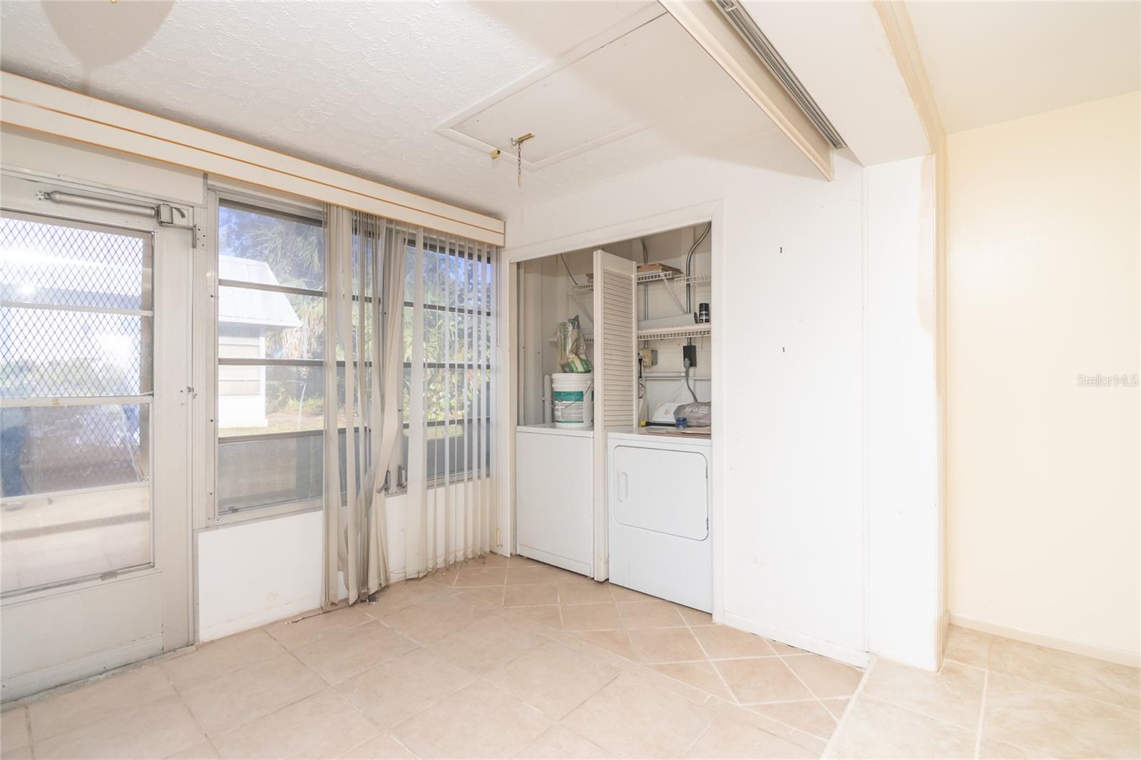 GARDENS OF BEACON SQUARE CONDO - Residential