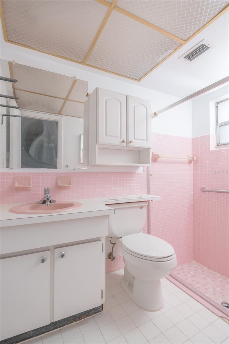 GARDENS OF BEACON SQUARE CONDO - Residential