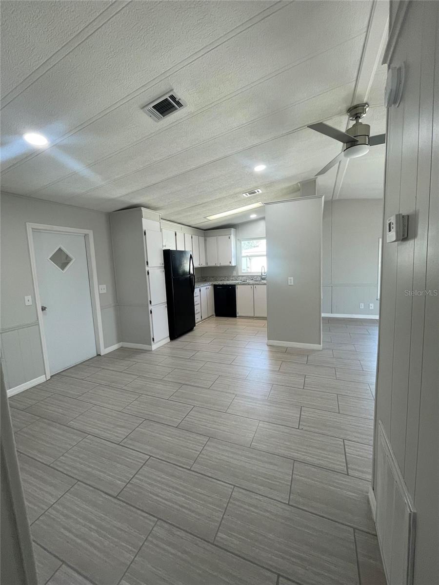 TIMBER LAKE ESTATES - Residential