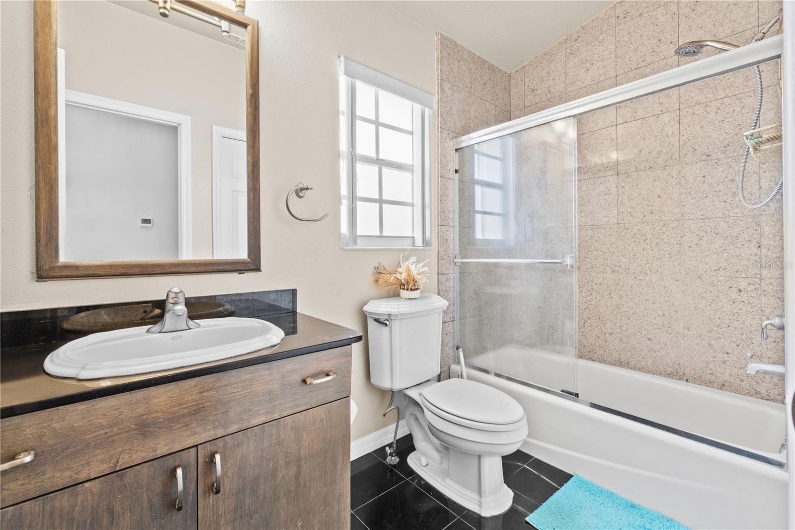 WILLOW LAKE - Residential