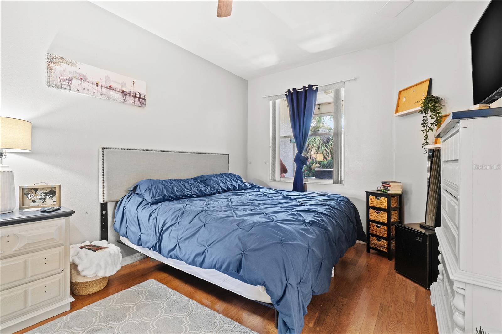 WILLOW LAKE - Residential