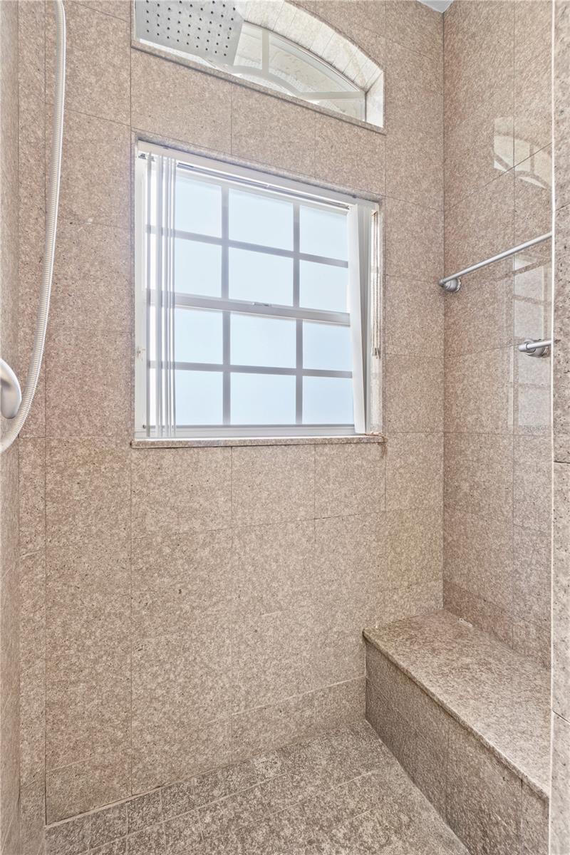 WILLOW LAKE - Residential