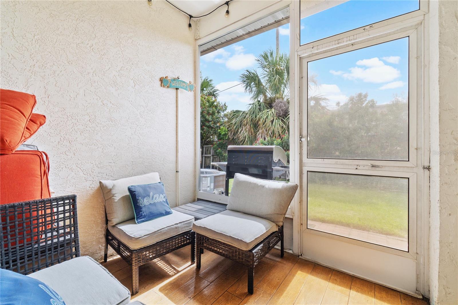 WILLOW LAKE - Residential