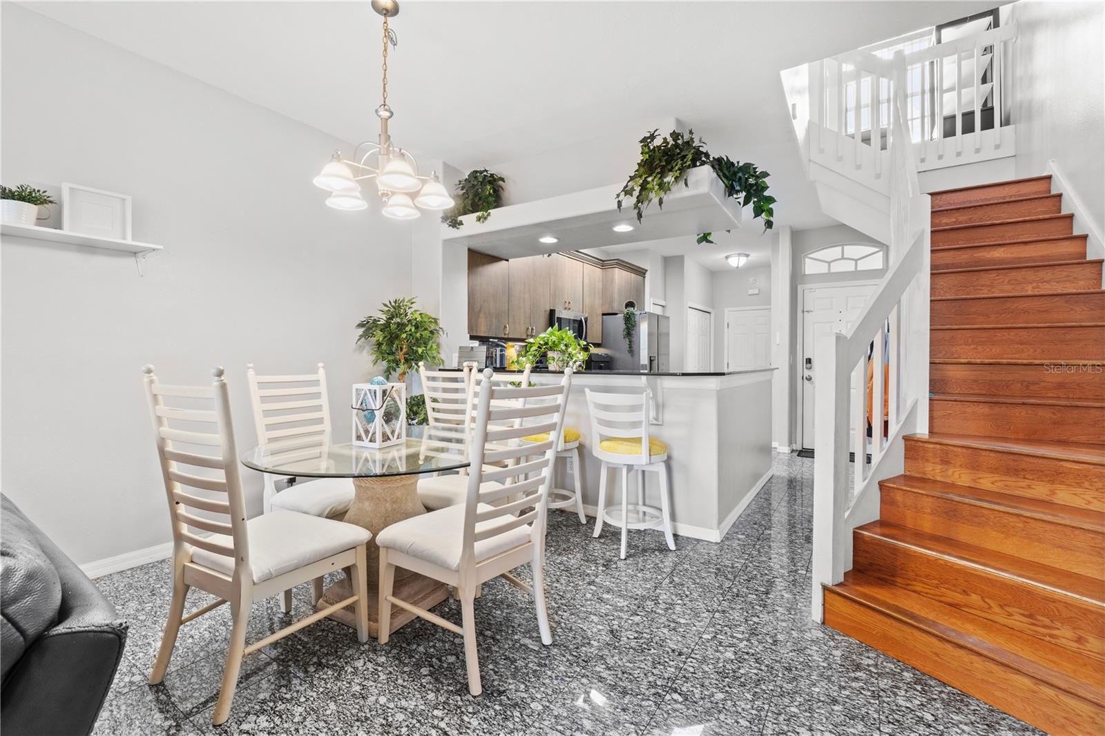 WILLOW LAKE - Residential