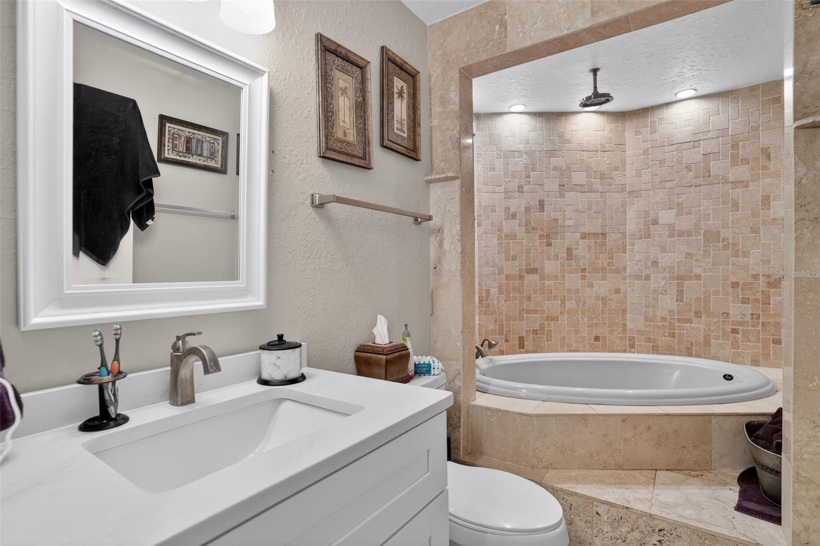 BUENA VISTA AT LA CITA - Residential