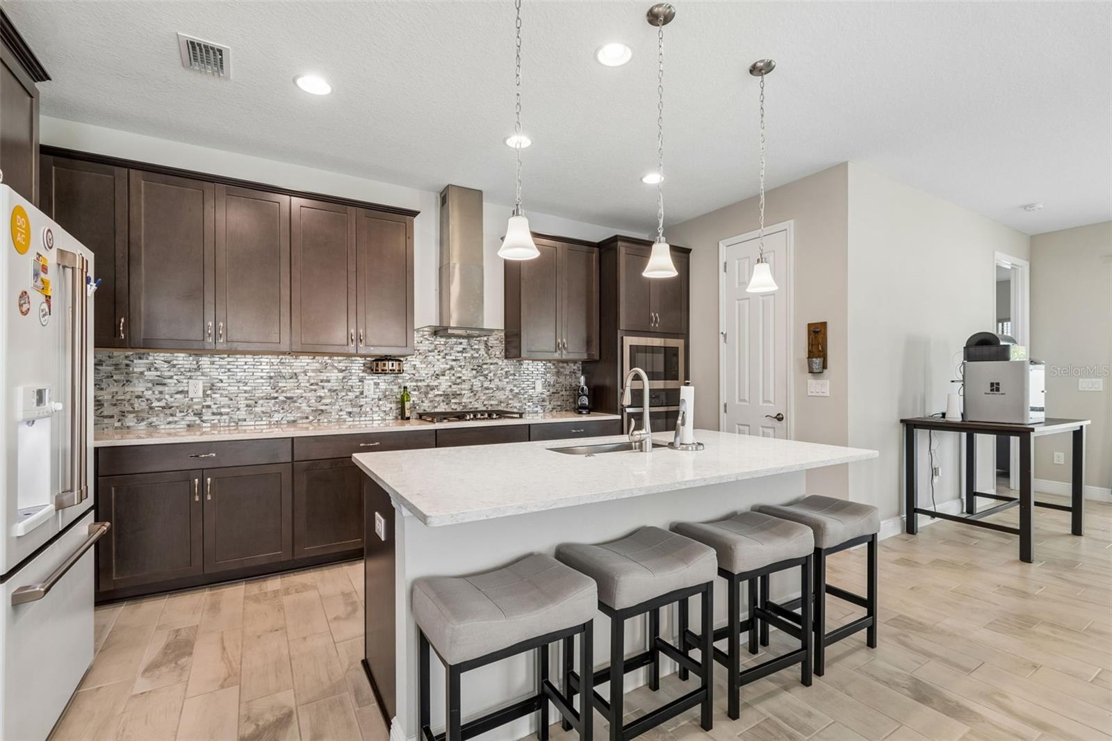 B & D HAWKSTONE PH 1 - Residential