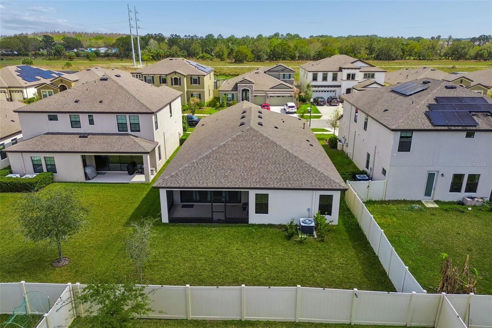 B & D HAWKSTONE PH 1 - Residential