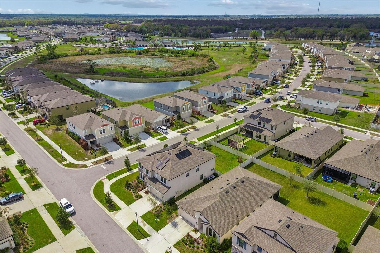 B & D HAWKSTONE PH 1 - Residential