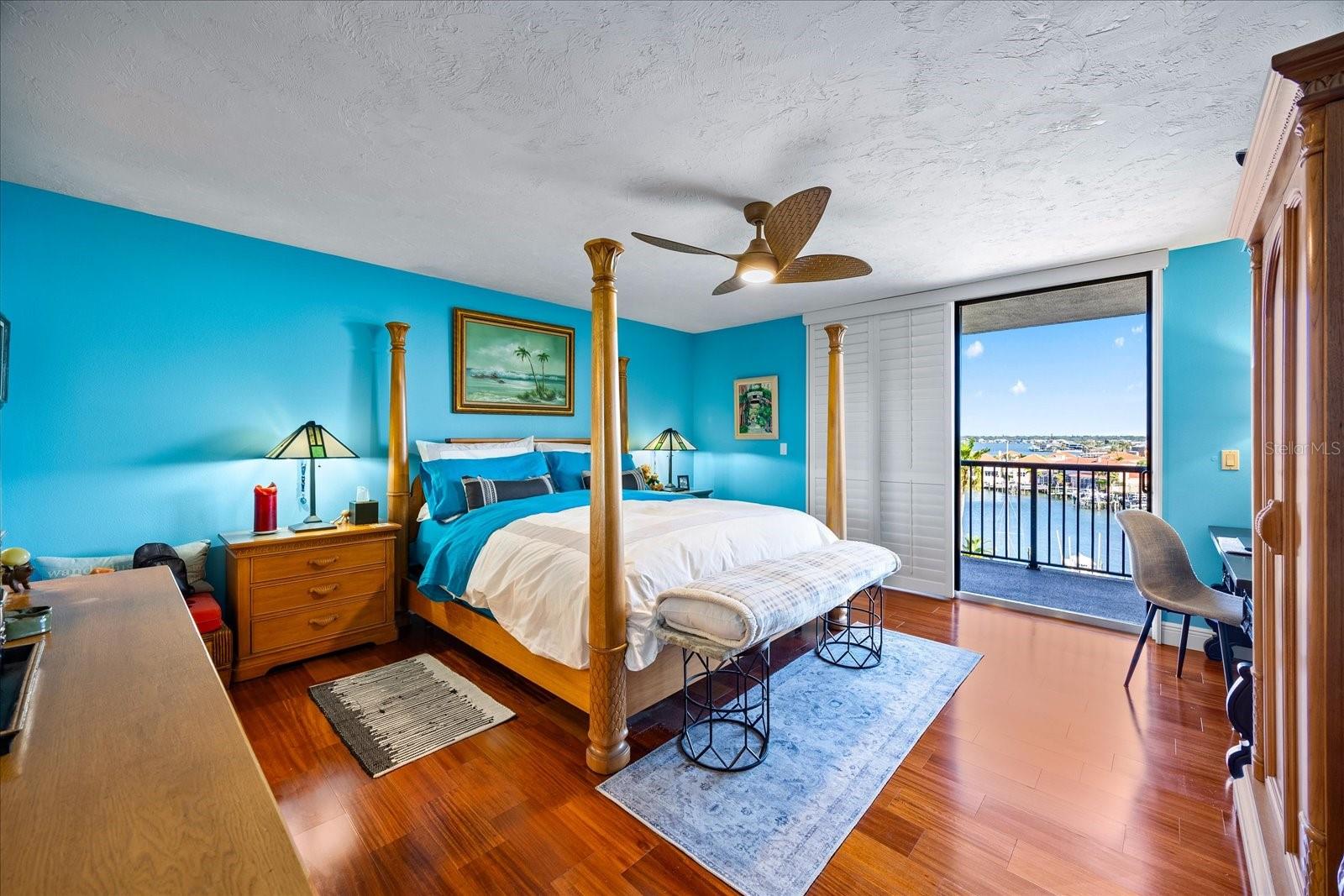 DANS ISLAND ON SAND KEY CONDO - Residential