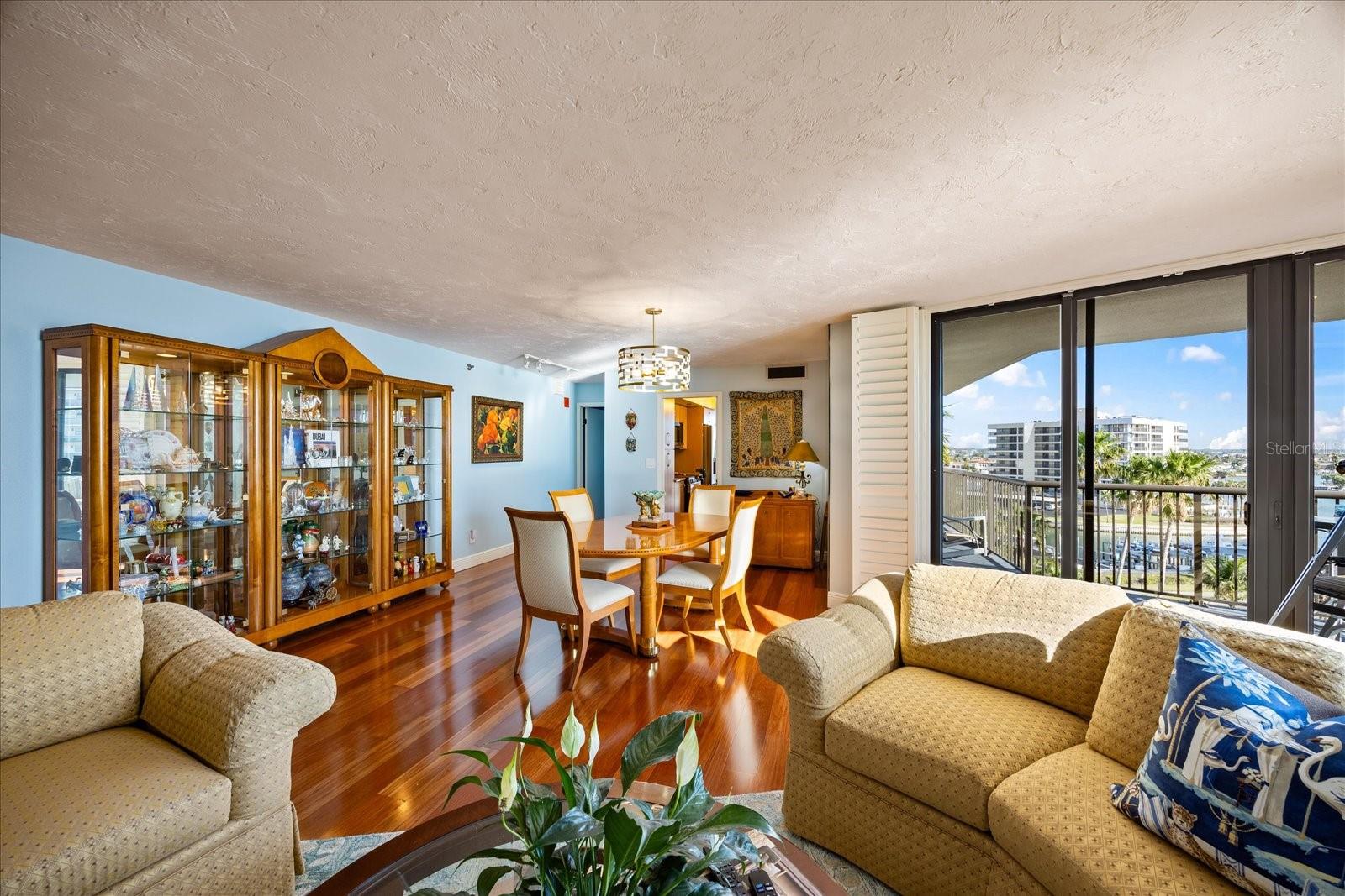 DANS ISLAND ON SAND KEY CONDO - Residential