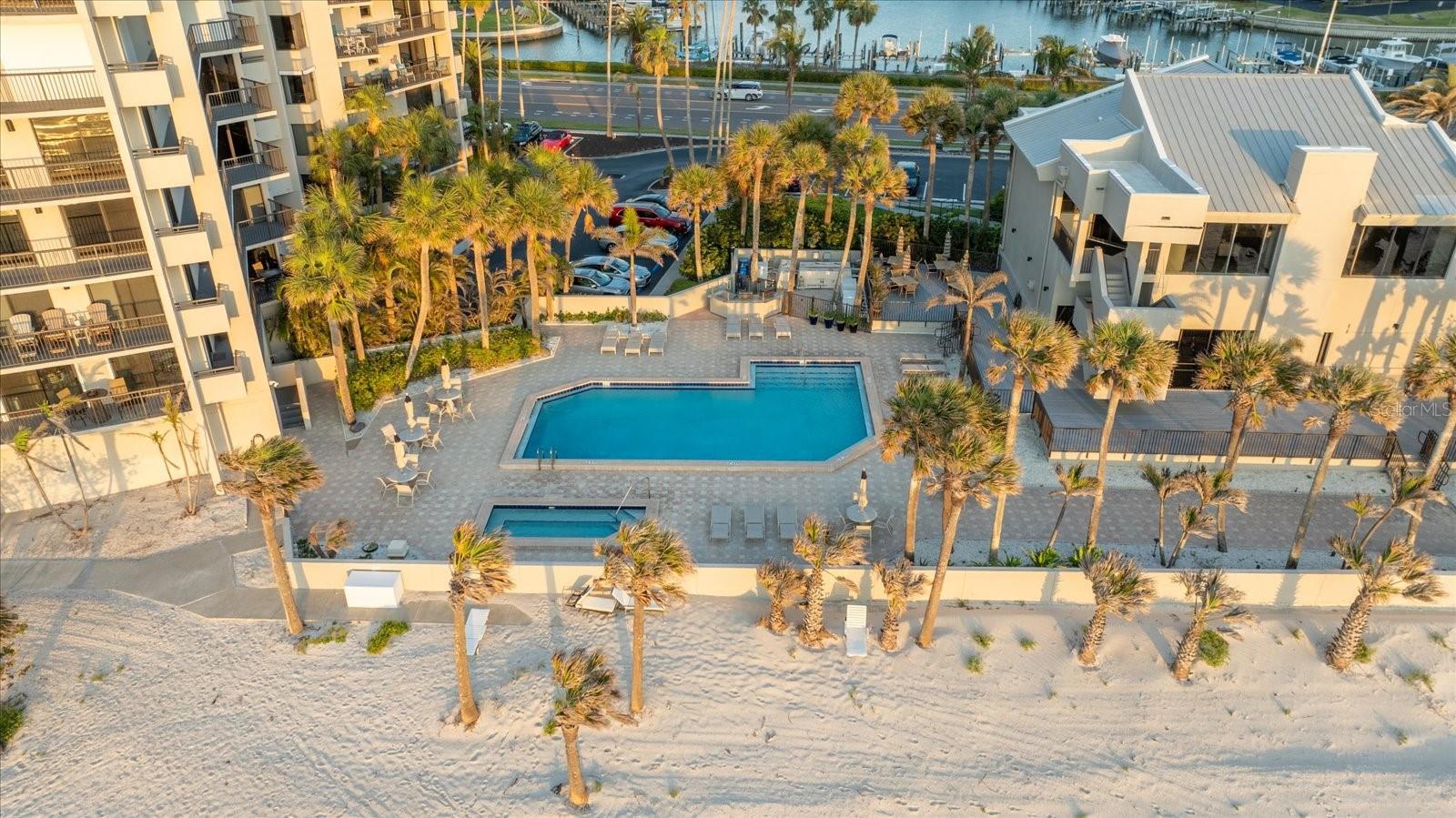 DANS ISLAND ON SAND KEY CONDO - Residential