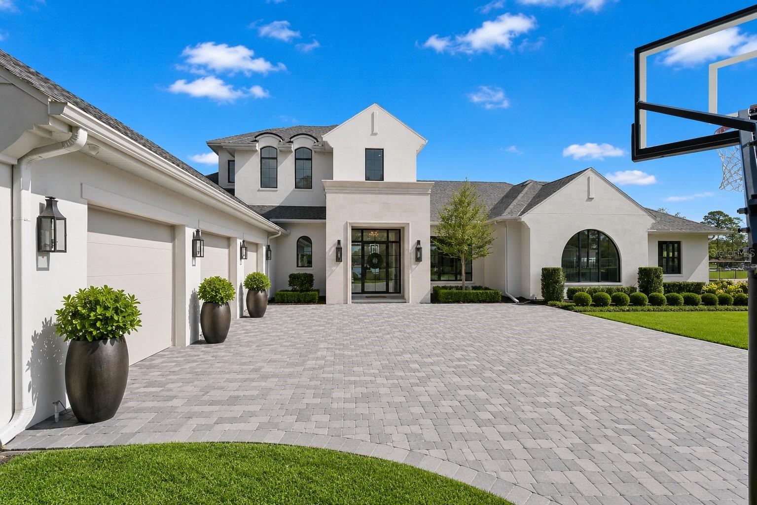 320 EVANSDALE ROAD