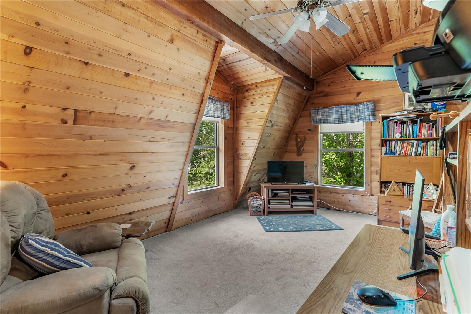 SUNSET GROVES UNIT 01 - Residential