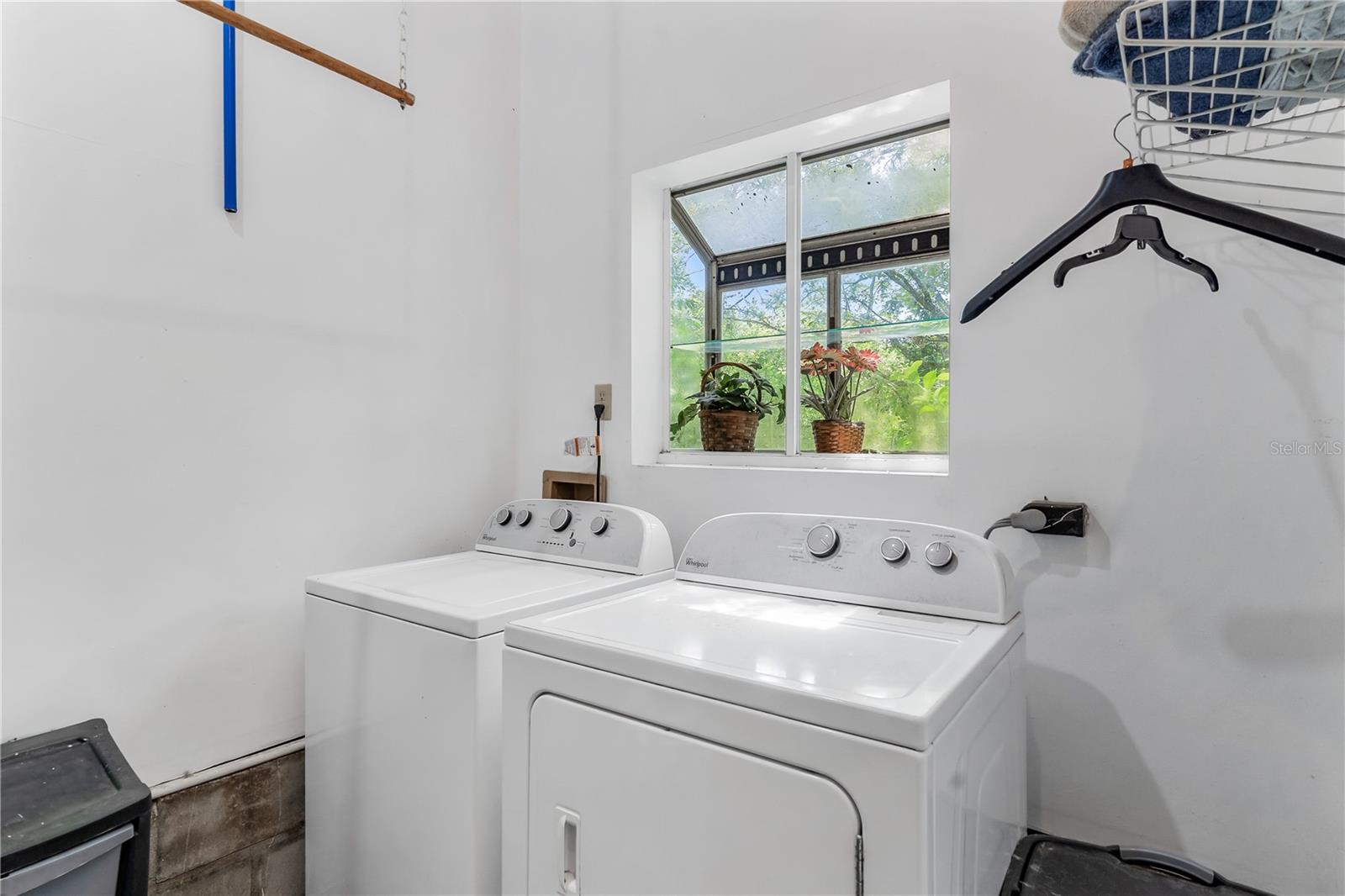 SUNSET GROVES UNIT 01 - Residential