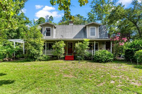 Photo of 28331 Williams Woods Road, Tavares, FL 32778 (MLS # G5099189)