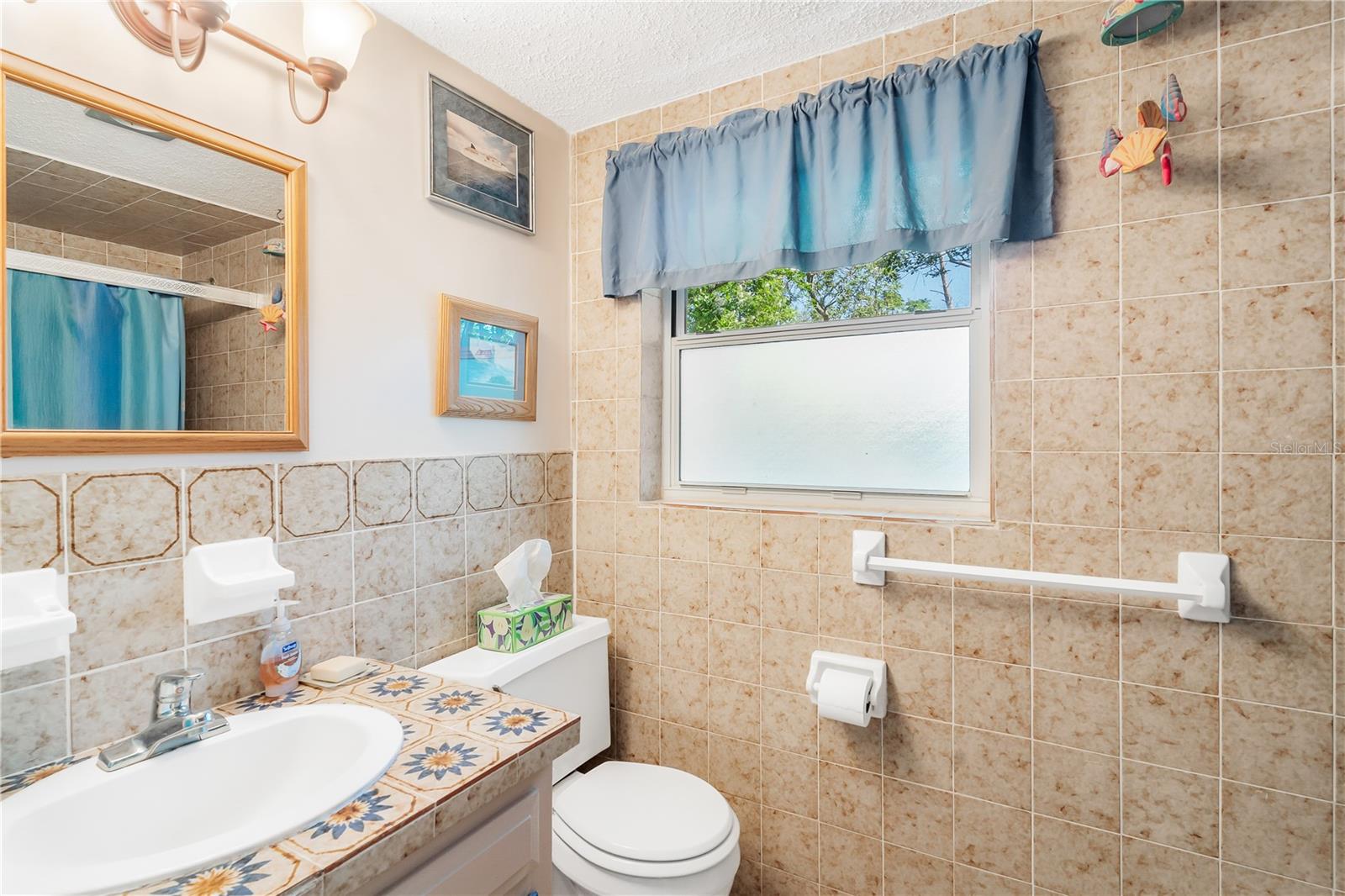 SUNSET GROVES UNIT 01 - Residential