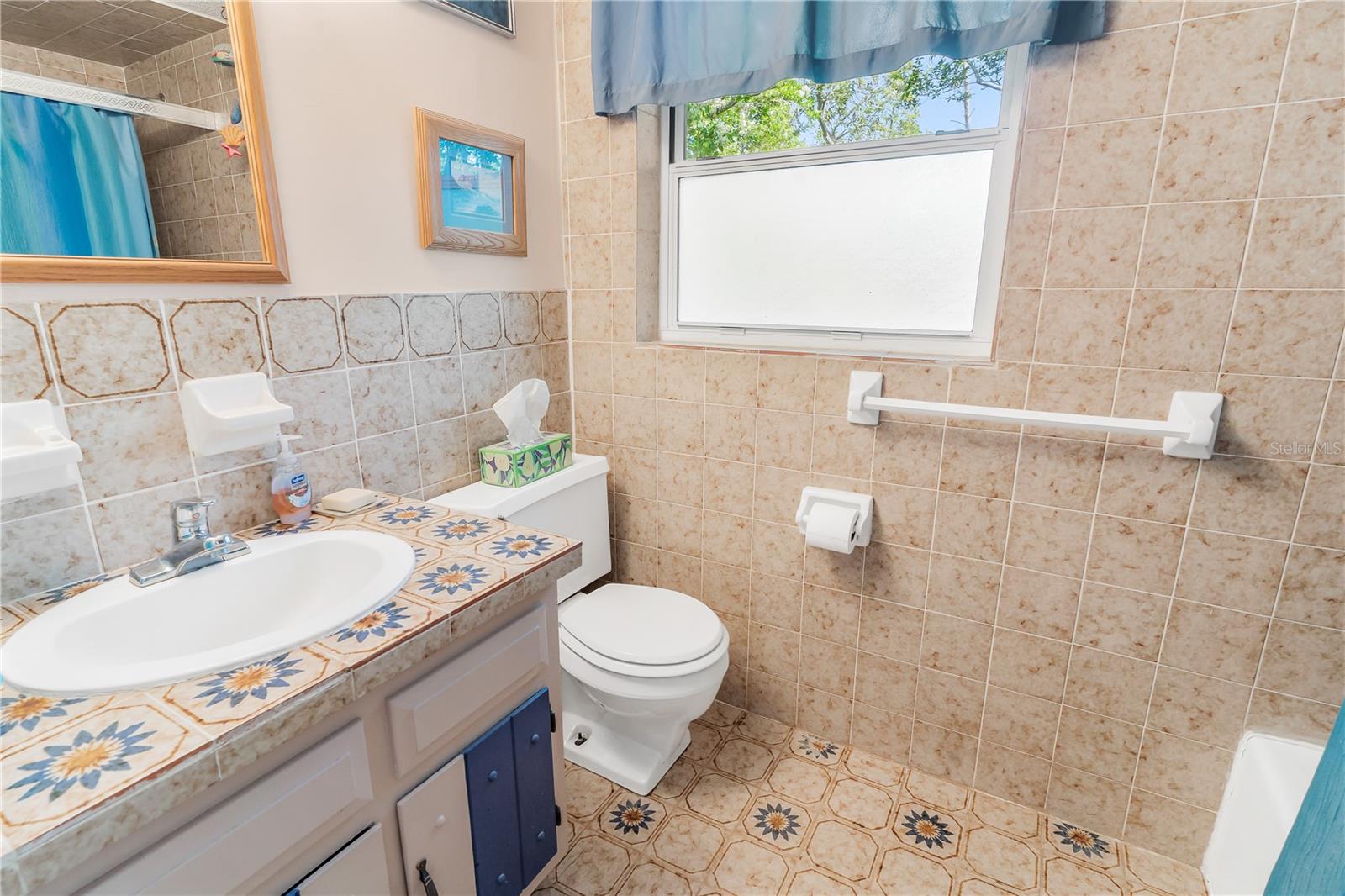 SUNSET GROVES UNIT 01 - Residential