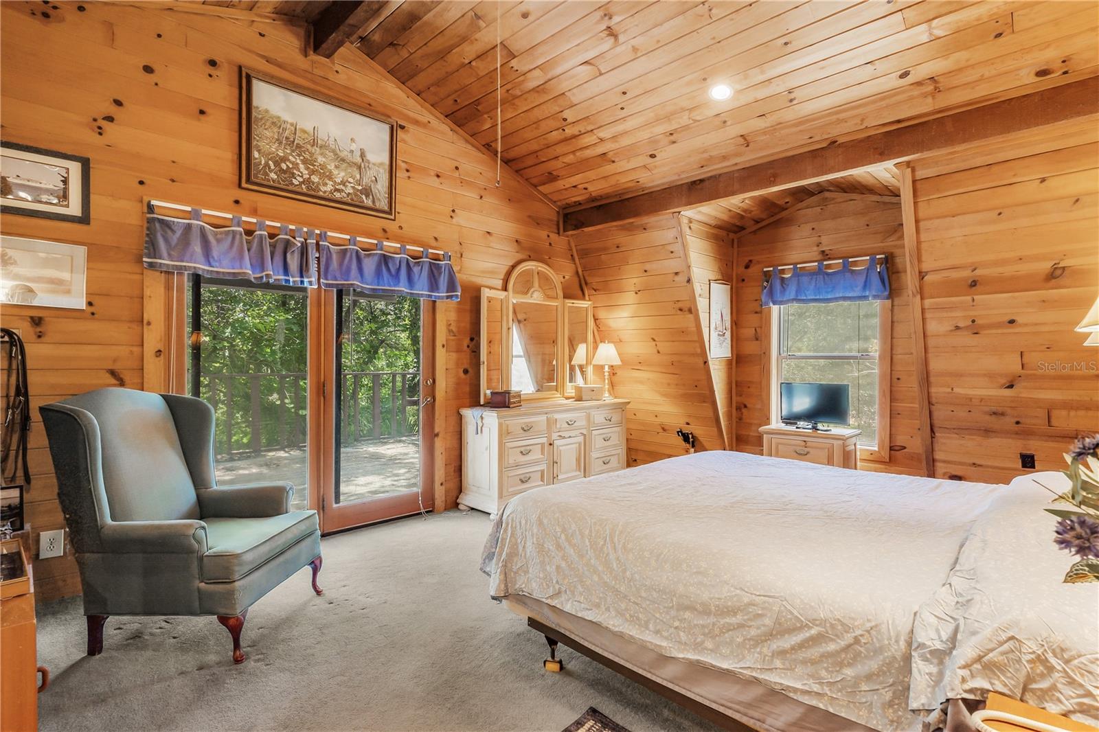 SUNSET GROVES UNIT 01 - Residential