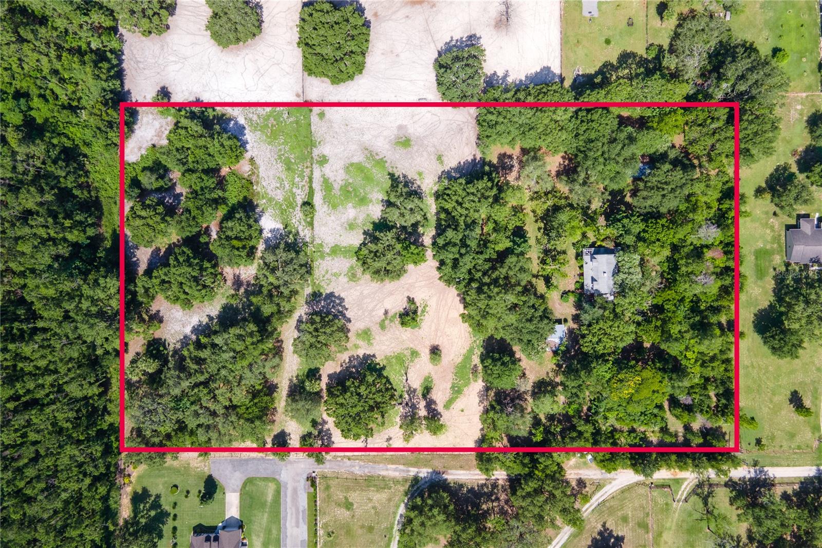 SUNSET GROVES UNIT 01 - Residential