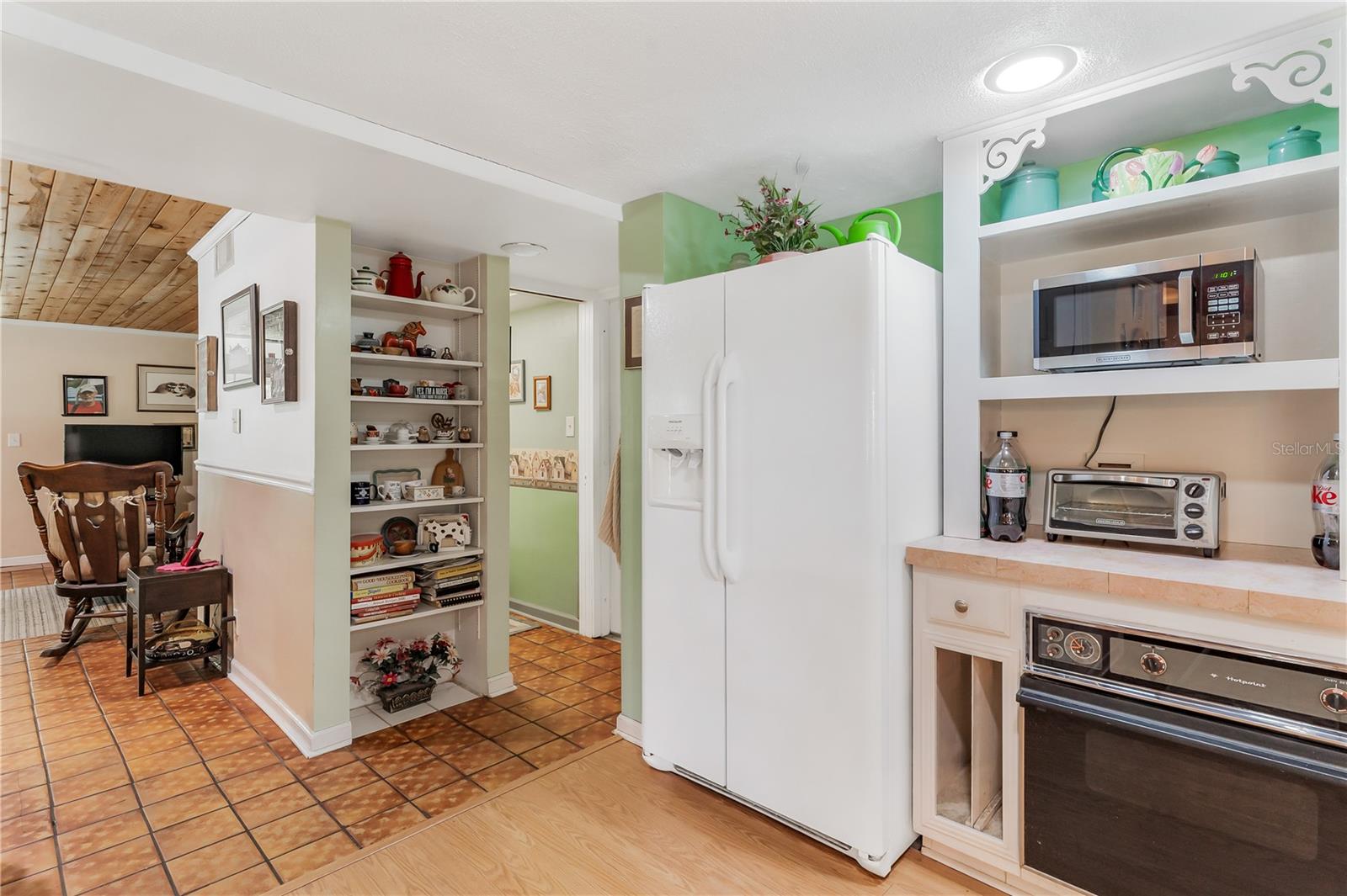 SUNSET GROVES UNIT 01 - Residential