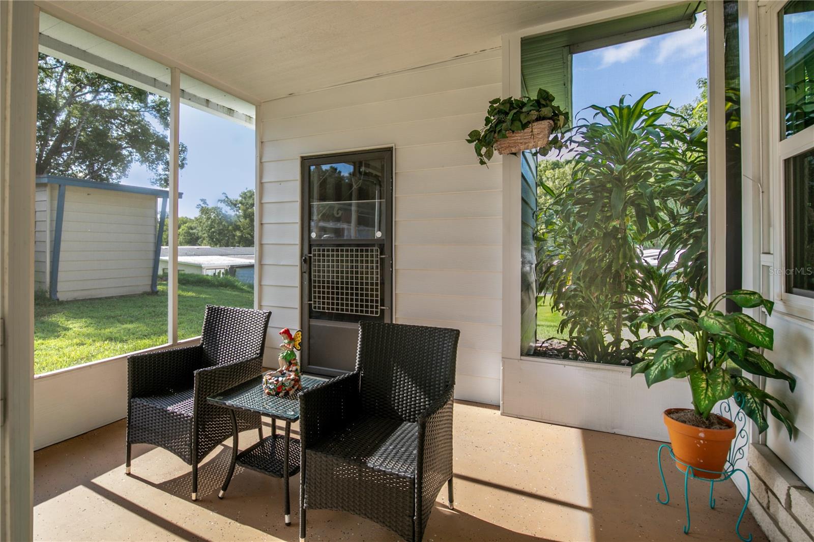 ZELLWOOD STATION - Residential