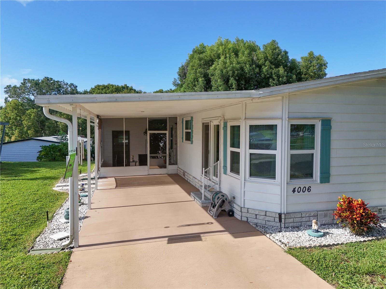 ZELLWOOD STATION - Residential