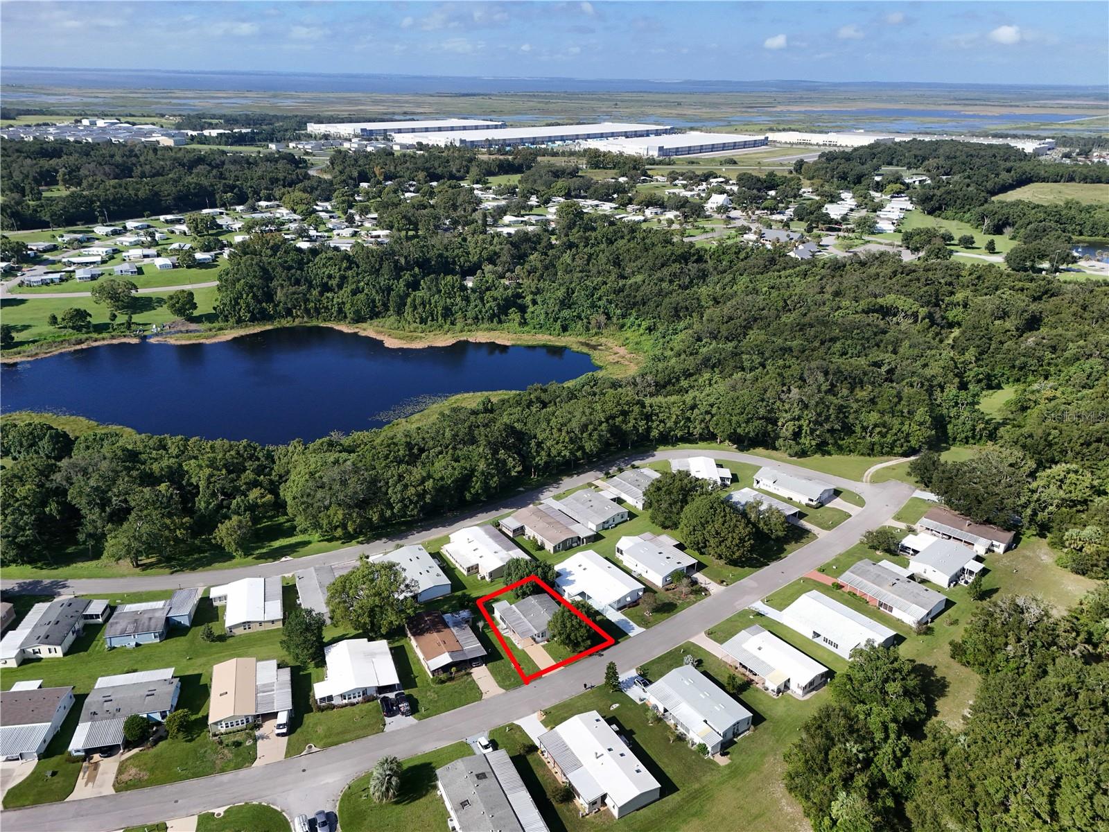 ZELLWOOD STATION - Residential