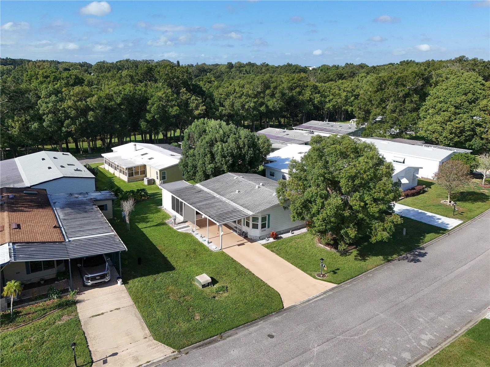 ZELLWOOD STATION - Residential