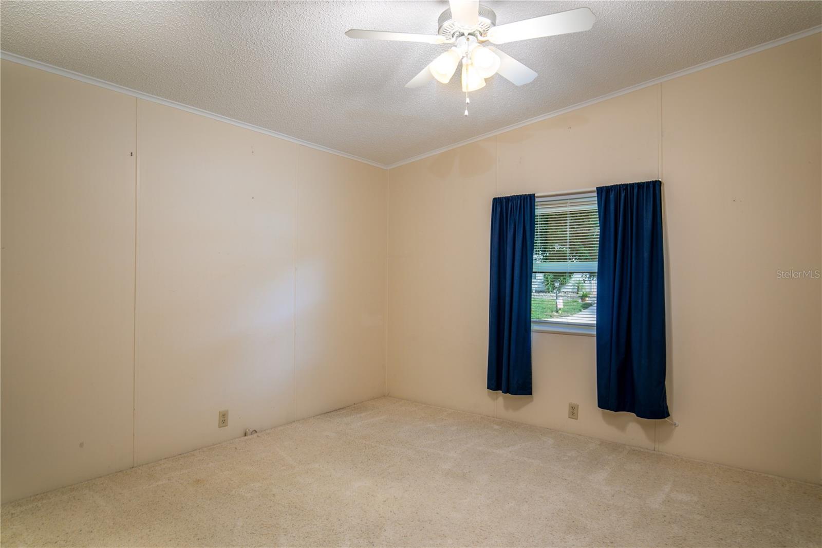 ZELLWOOD STATION - Residential