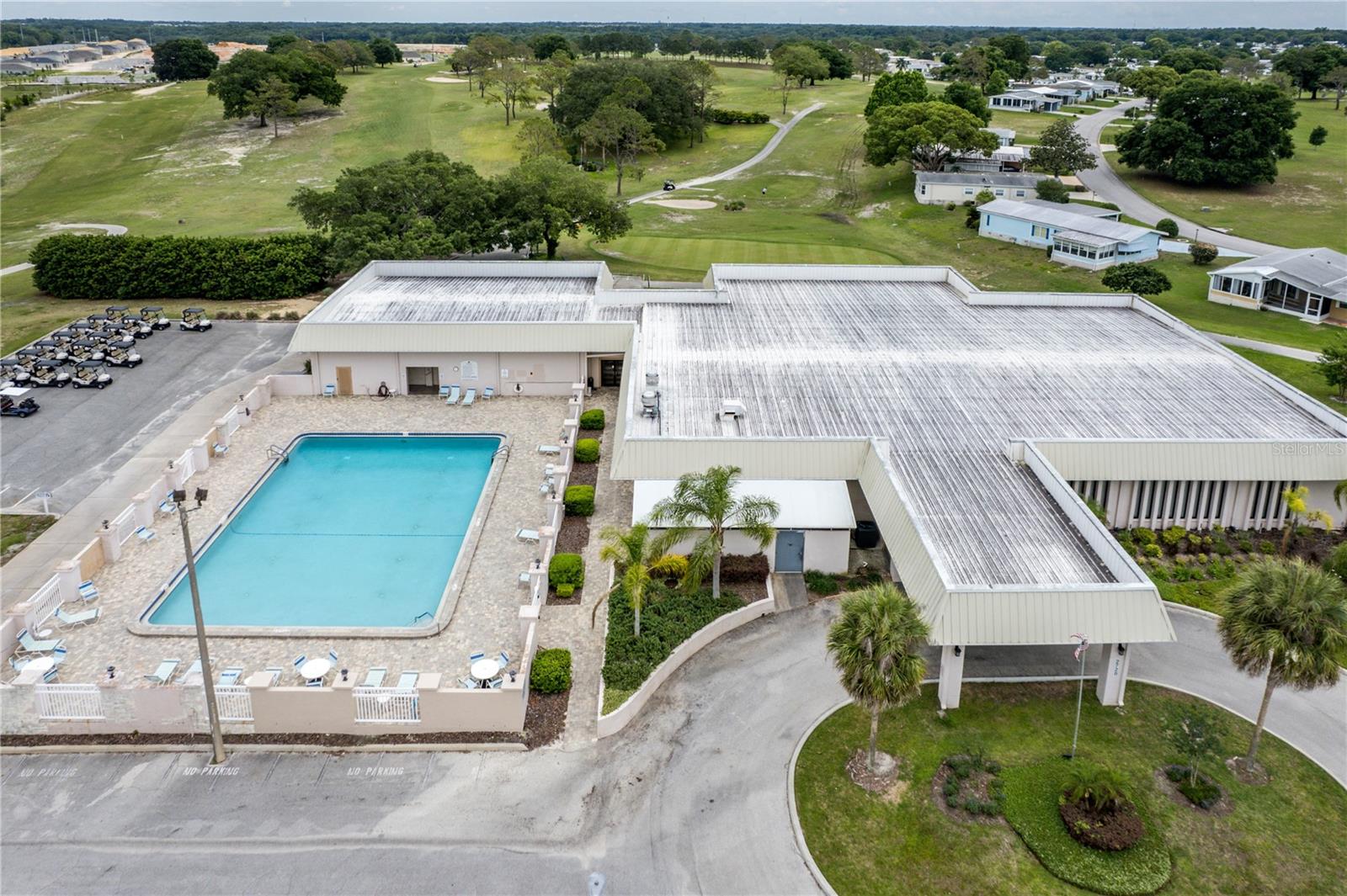 ZELLWOOD STATION - Residential