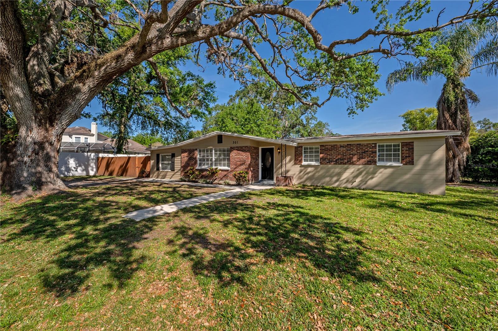 301 WOOTEN ROAD