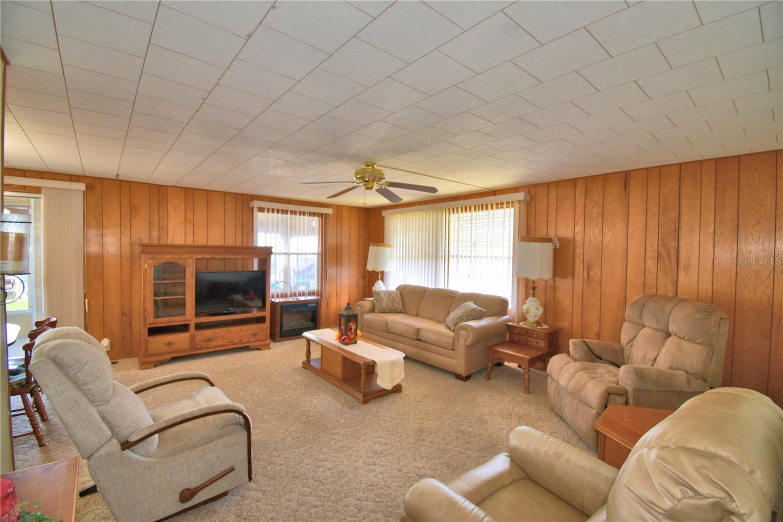 ARIANA SHORES MHP - Residential