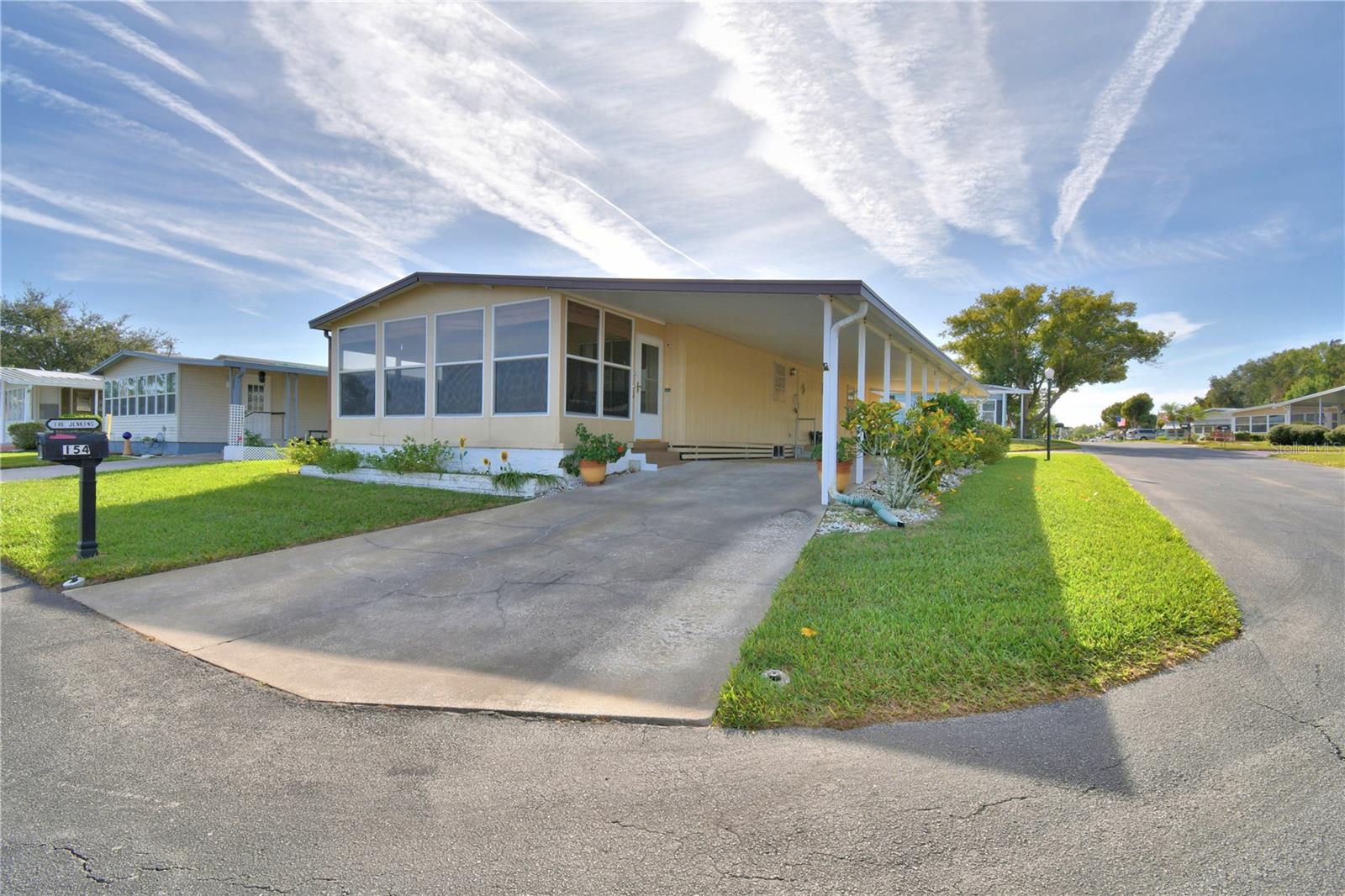 ARIANA SHORES MHP - Residential