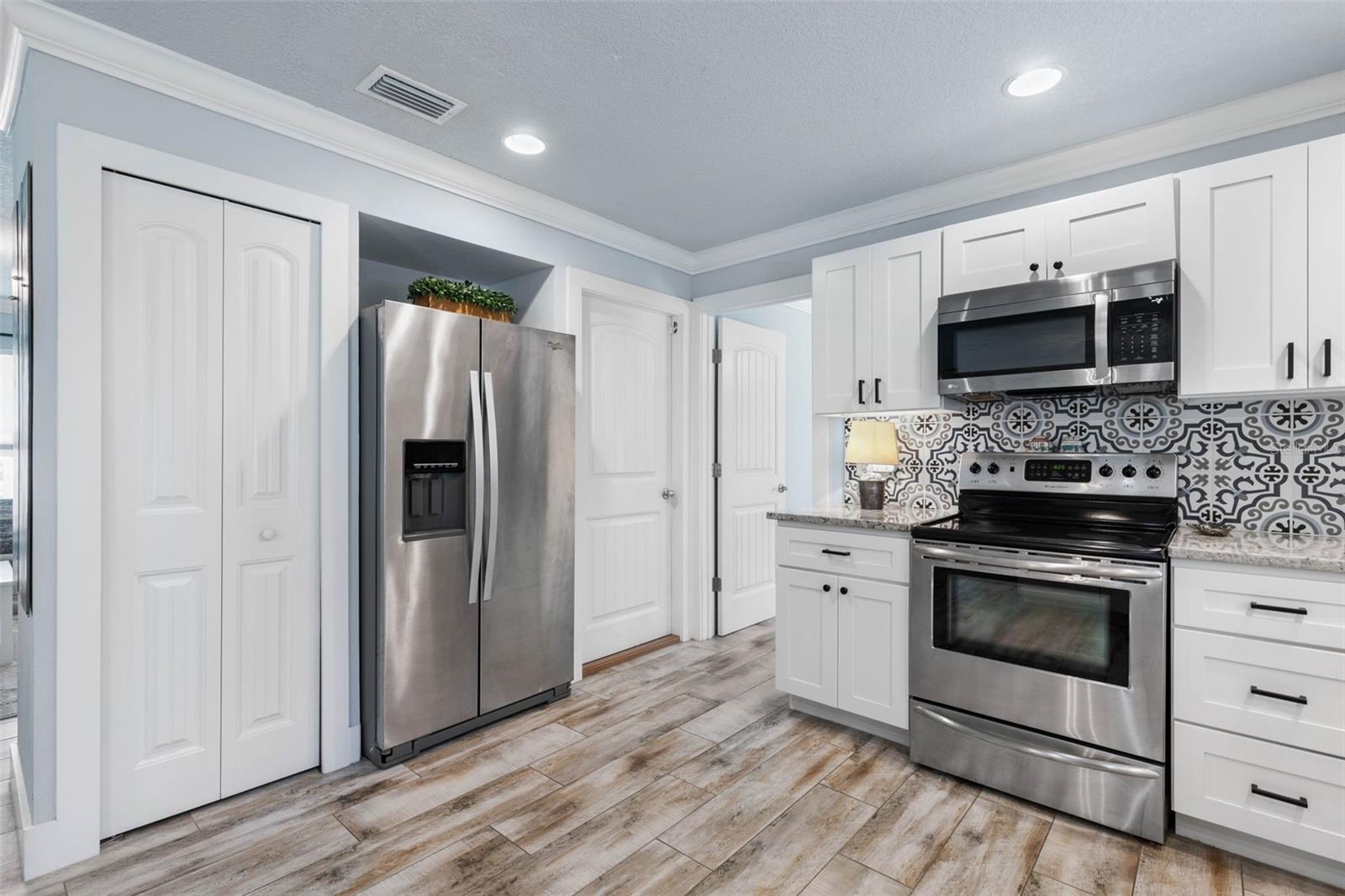 AMN SUB - Residential