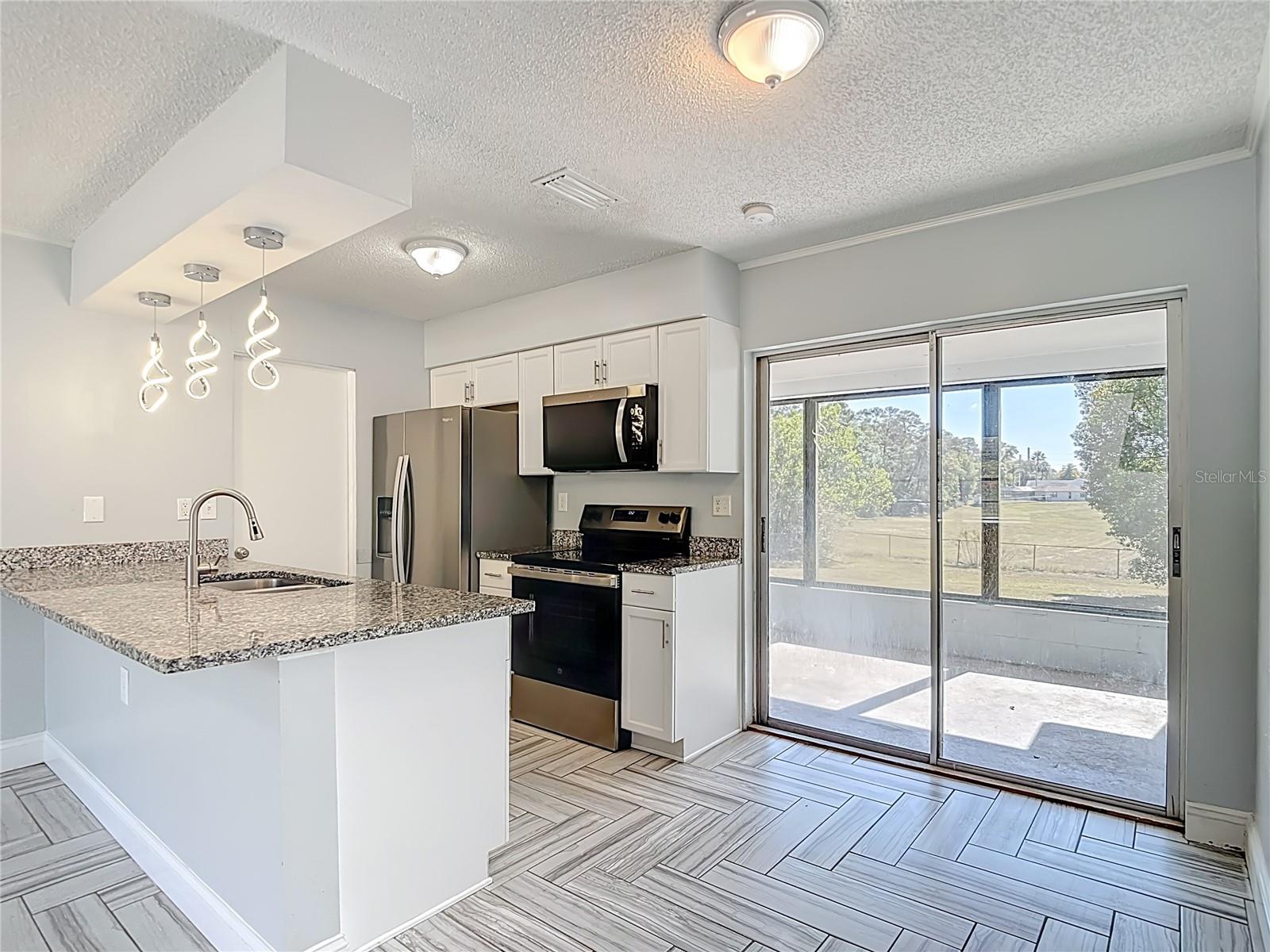 SPRING HILL - Residential